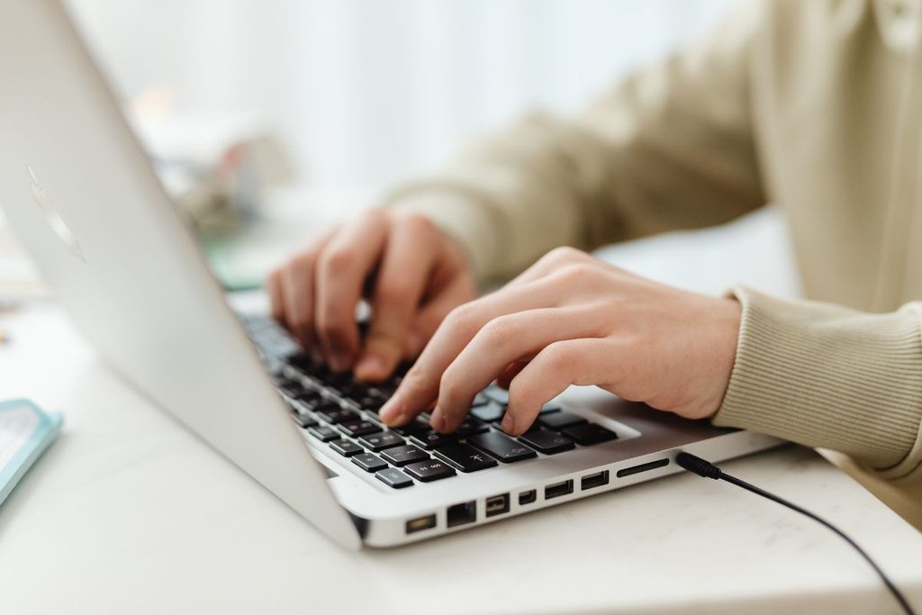 Navigare una pagina web con la tastiera